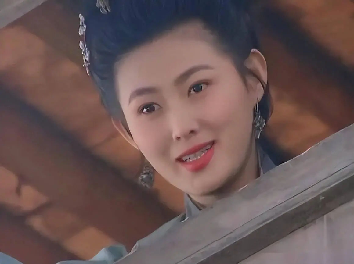 穿越到《金瓶梅》里，成了武大郎，能逃过自己被毒死的命运吗？
